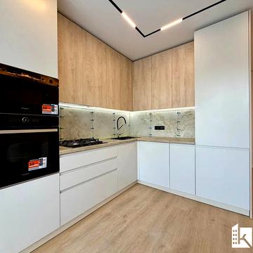 Княгинин вул., (Будинок 36)