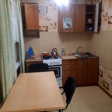 Київська вул., 52