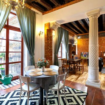 Івана Федоровича вул., 27