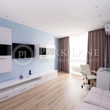 Казимира Малевича вул. (Боженка), 89