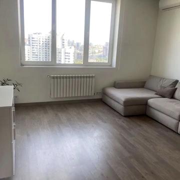 Деміївська вул., 13