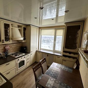 Велика Набережна вул. (50-річчя СРСР), 41