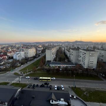 Мазепи вул., 25