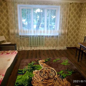 Сімї Глодан вул., 6