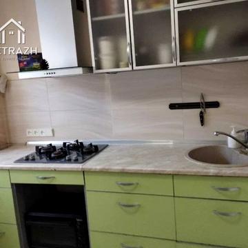 Северина Потоцького пров. (Сімнадцятого Партзїзду), 10