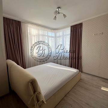 Феодосійська вул., 1-А