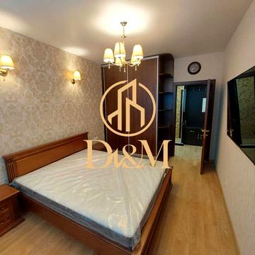 Драгоманова вул., 10