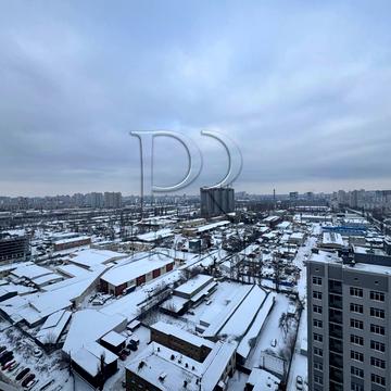 Причальна вул., 14