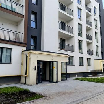 Героїв Крут вул., 5