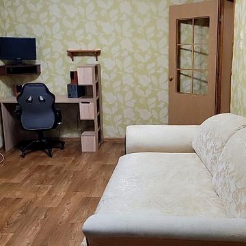 Смілянська вул., 15