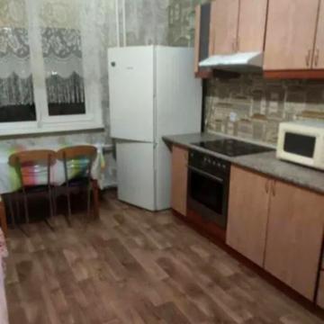 Львівська вул., 14