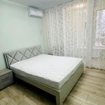 Зарічна вул., 2 к1