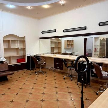 Подільська, 175