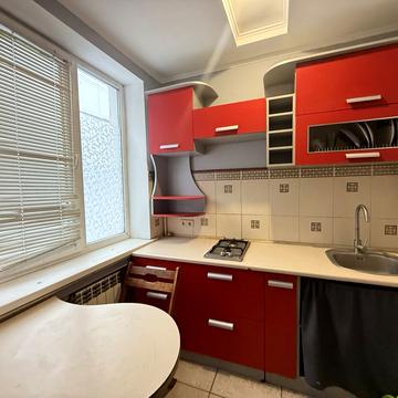 Довга вул., 9