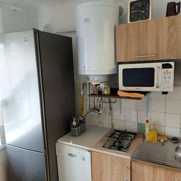 Василя Єрошенка вул. (), 4