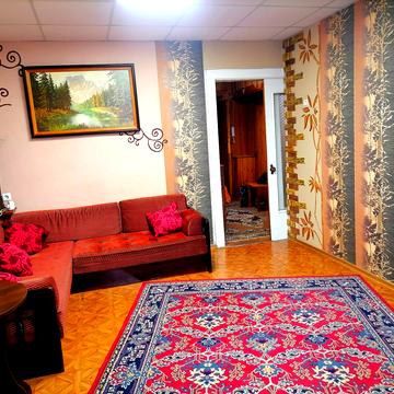 Князя Ярослава Мудрого вул. (Ленінградська), 18