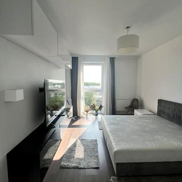 Пасічна вул., 49б