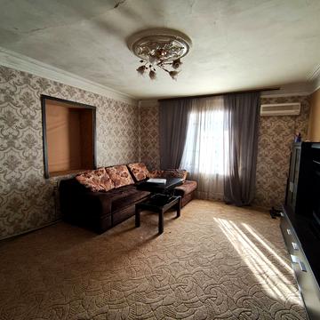 Цегляна вул., 8