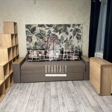 Лісовий просп., 8