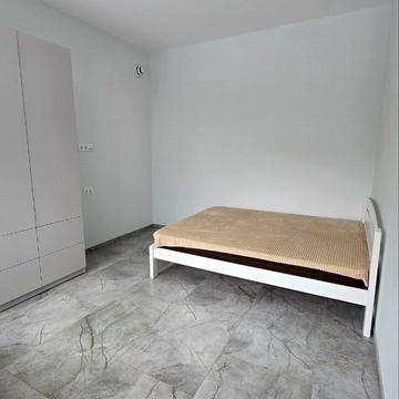 Центральна вул.