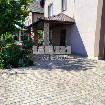 Академіка Шалімова вул., 46-А