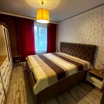 Мінеральна, 7