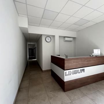 Теплична вул., 6