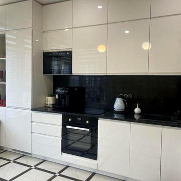 Зарічна вул., 1-В