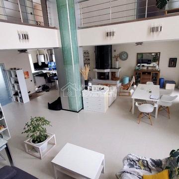 Зорянська вул., 13