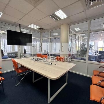 Польова вул., 24