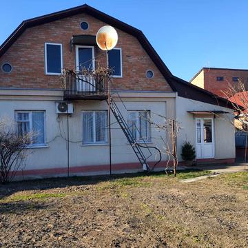 Тропініна вул., 24