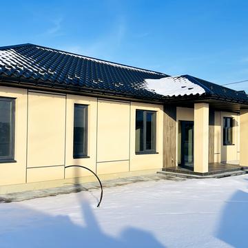 Академічна вул., 28