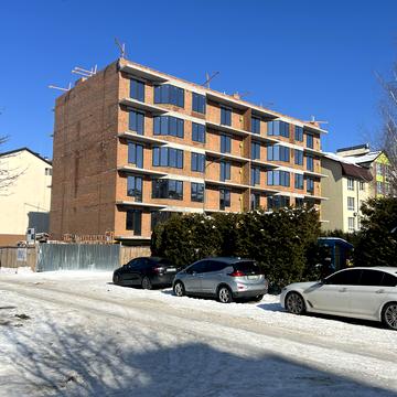 Райдужна вул., 137