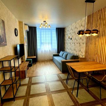 Євгена Сверстюка вул. (Марини Раскової), 6