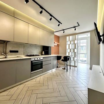 Героїв УПА вул., 73