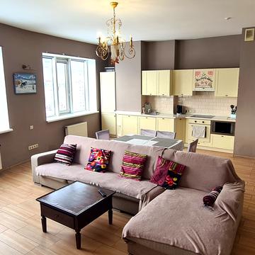 Оболонська набережна вул., 1, к2