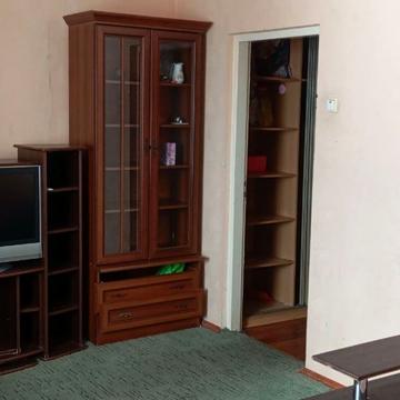 Ревуцького вул., 42-А