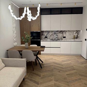 Тиводара Легоцького вул., 80