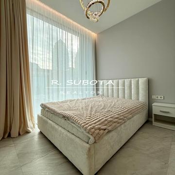 Січеславська Набережна вул., (Будинок)