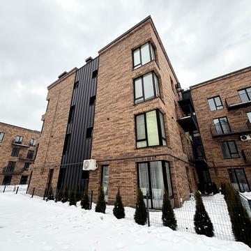 Долішня вул., (Будинок 12)