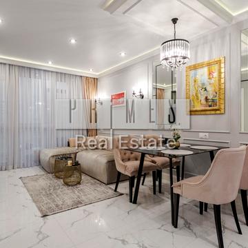 Предславинська вул., 53