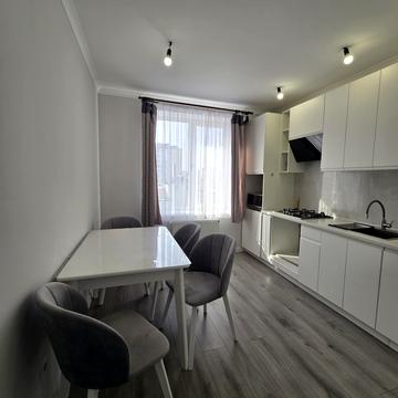 Хіміків вул., 23б