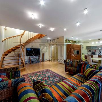 Богдана Хмельницького вул., 80