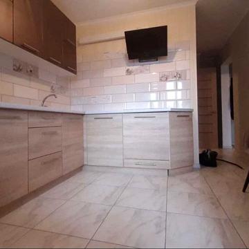 Слави бульв., 12