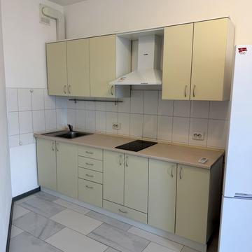 Каховська вул., 62-А