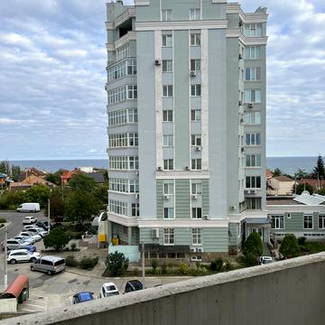 Радісна вул., 21а