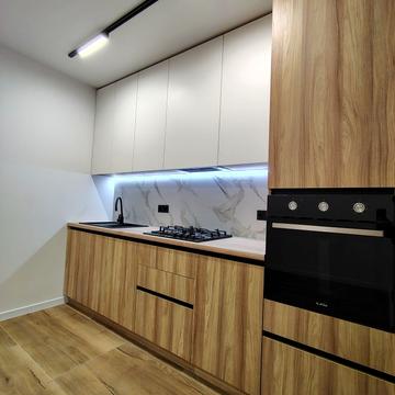 Княгинин вул., (Будинок 6)