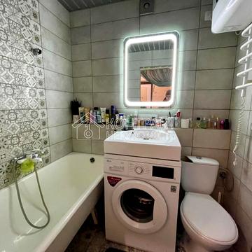 Деревянка вул., 14