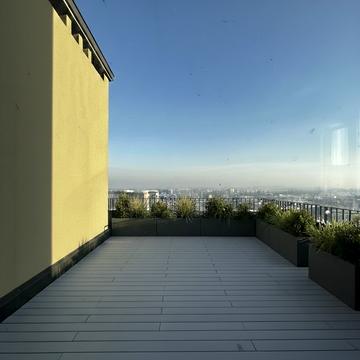 Хриплинська вул., (Будинок 2)