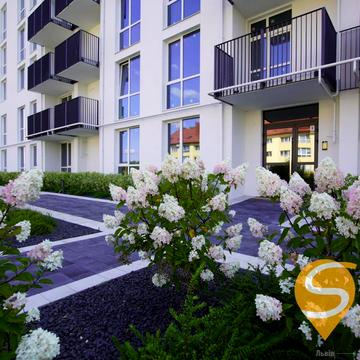 Червоної Калини вул., 8